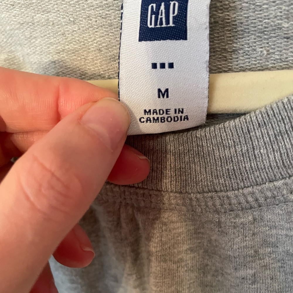 GAP Gray Casual Sweatshirt - Picture 2 of 5